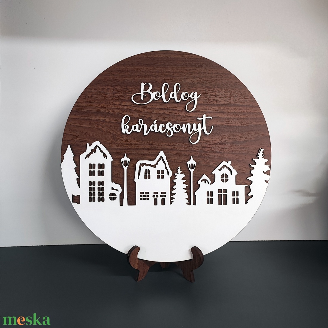 Karácsonyi fa tábla városka mintával - karácsony - karácsonyi lakásdekoráció - ünnepi asztaldekoráció - Meska.hu