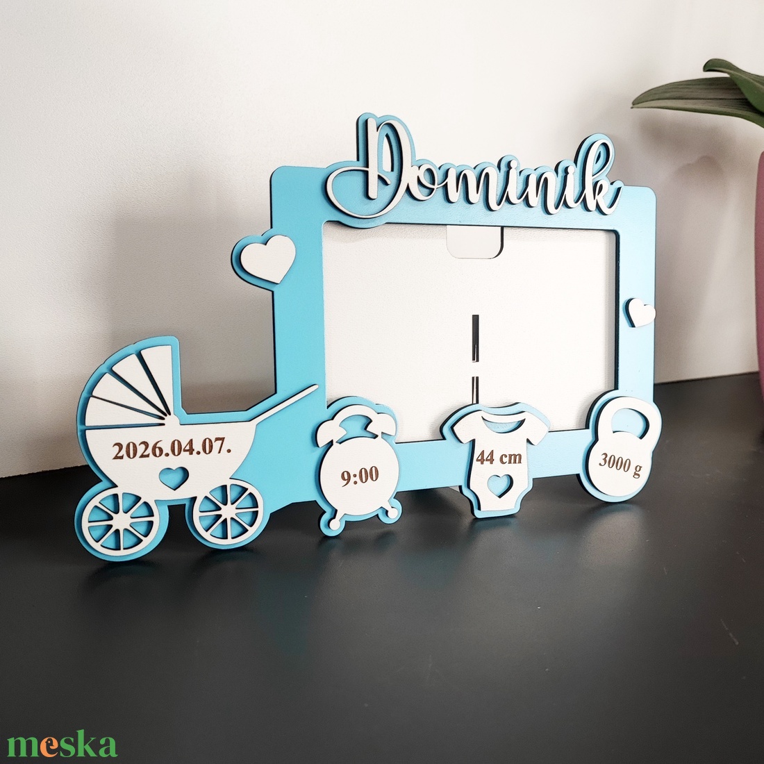 Személyre szabott babaképkeret névvel és születési adatokkal � egyedi babadekoráció - baba - mama - babafotózás - szett újszülött fotózásra - Meska.hu