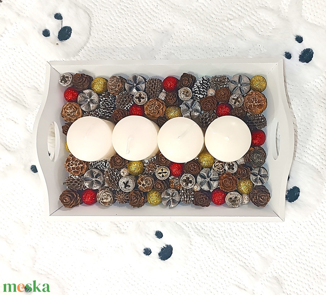 Kisebb méretű adventi koszorú fehér gyertyákkal - karácsony - adventi díszek - adventi koszorú - Meska.hu Kisebb méretű adventi koszorú fehér gyertyákkal - karácsony - adventi díszek - adventi koszorú - Meska.hu