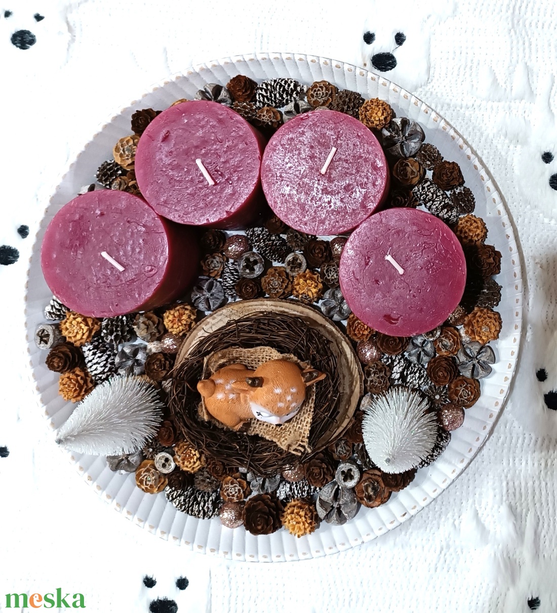 Nagyobb méretű kerek adventi koszorú bordó gyertyákkal - karácsony - adventi díszek - adventi koszorú - Meska.hu Nagyobb méretű kerek adventi koszorú bordó gyertyákkal - karácsony - adventi díszek - adventi koszorú - Meska.hu