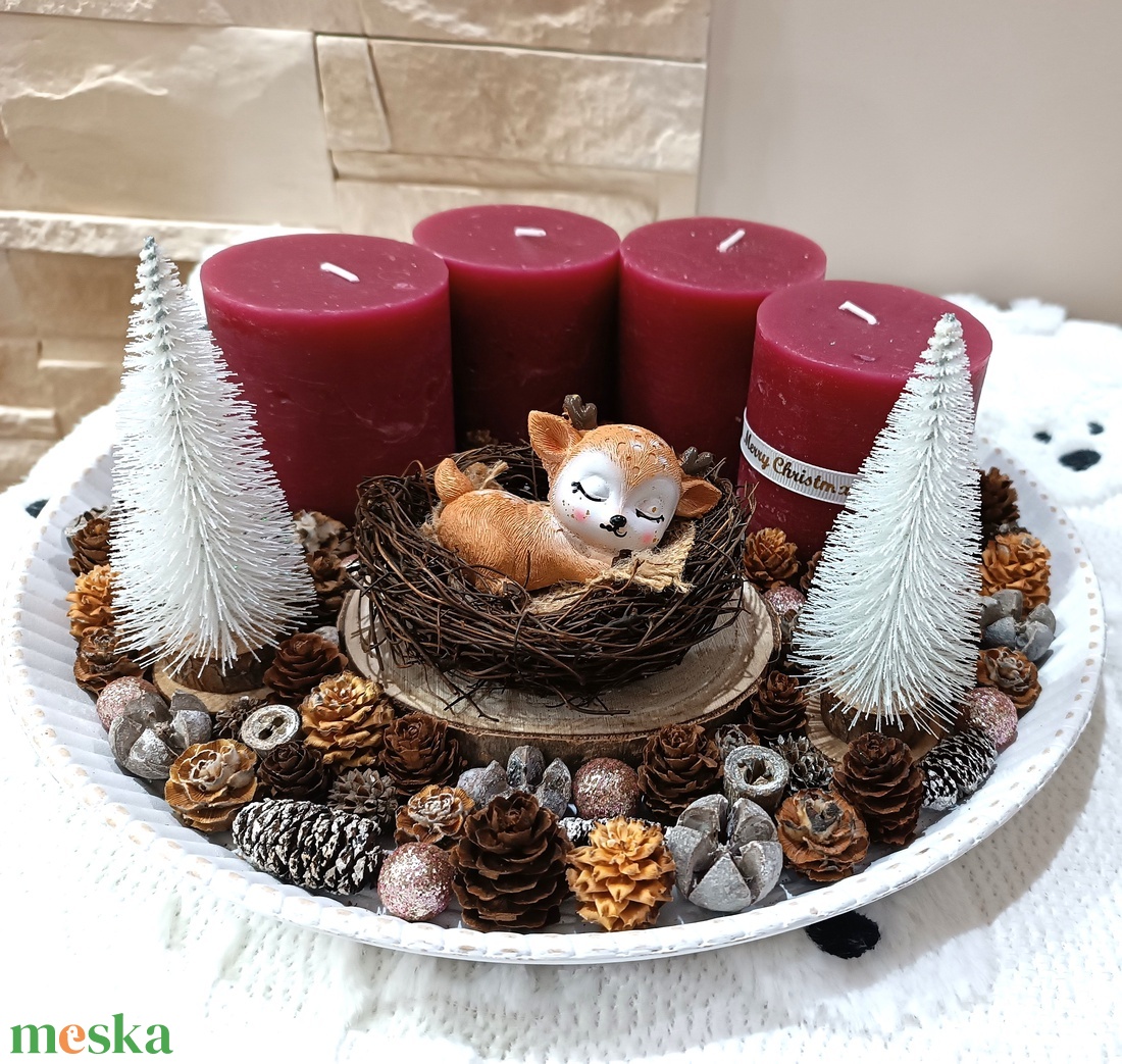 Nagyobb méretű kerek adventi koszorú bordó gyertyákkal - karácsony - adventi díszek - adventi koszorú - Meska.hu Nagyobb méretű kerek adventi koszorú bordó gyertyákkal - karácsony - adventi díszek - adventi koszorú - Meska.hu