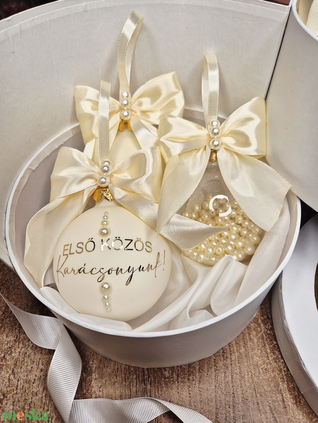 Gyöngyös karácsonyfa gömb csomag-6 dbos - karácsony - karácsonyi lakásdekoráció - karácsonyfadíszek - Meska.hu