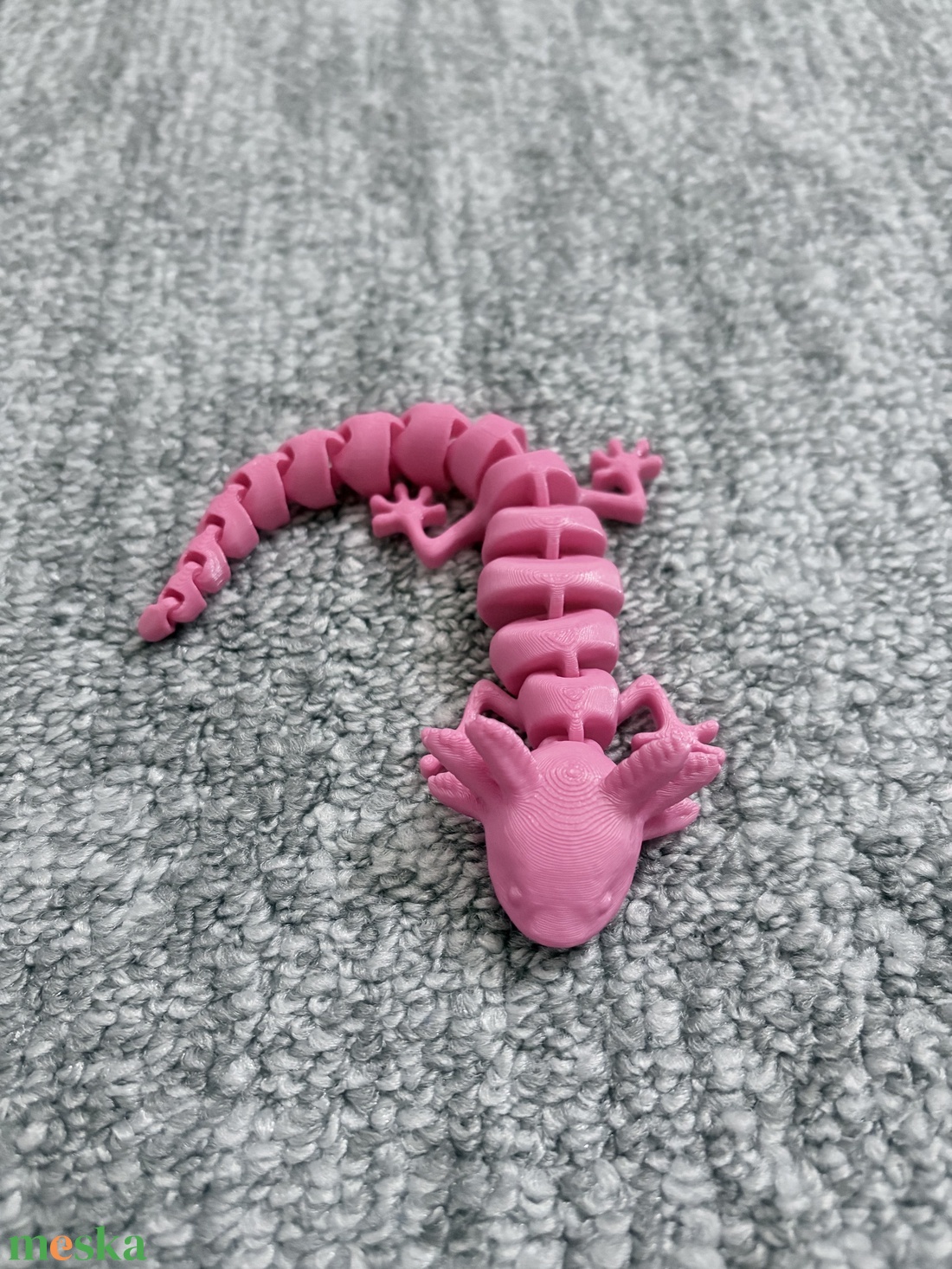 Rózsaszín, hajlékony (artikulált) 3D nyomtatott axolotl  - otthon & életmód - dekoráció - dekoratív figurák és szobrok - Meska.hu