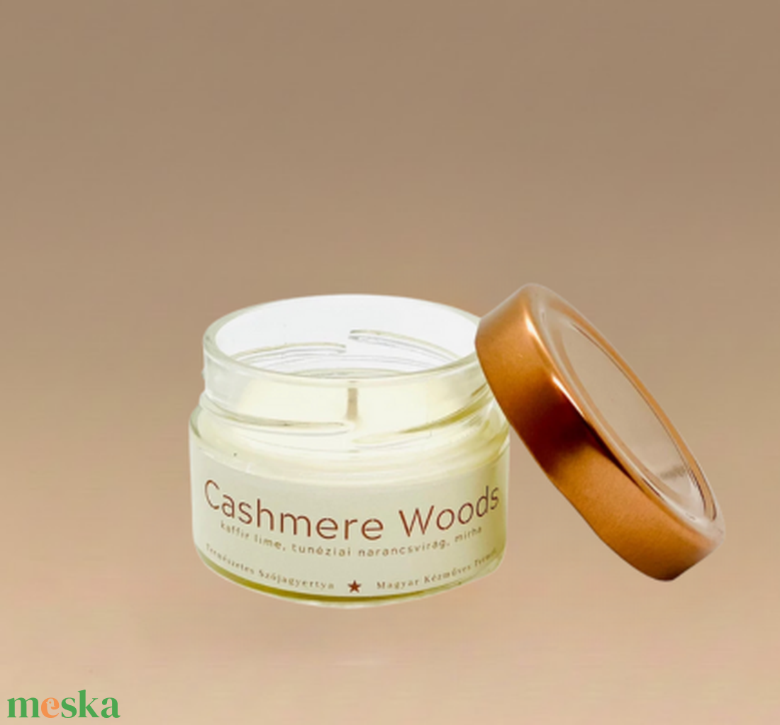 Cahmere woods illatgyertya - Természetes illóolajjal - otthon & életmód - gyertya, illat, aroma - gyertya - Meska.hu