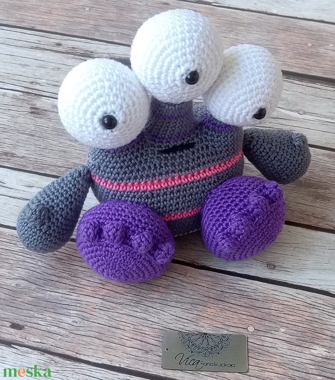 Horgolt szörnyecske - játék & sport - plüssállat & játékfigura - szörnyike - Meska.hu