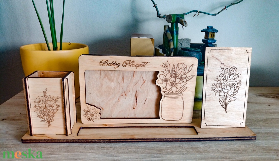 Asztali rendező hölgyeknek - nőnap, anyák napja - otthon & életmód - tárolás & rendszerezés - íróasztali tároló - Meska.hu