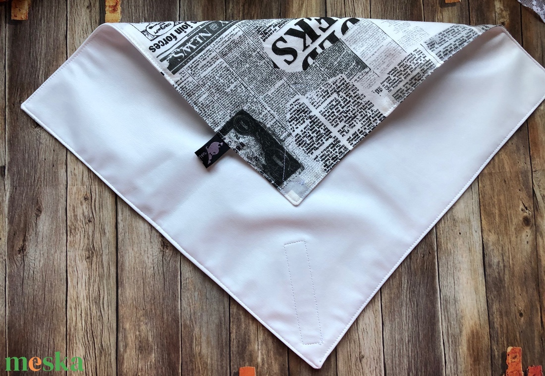 Újságmintás öko szendvics csomagoló-textil szalvéta PUL belsővel - táska & tok - uzsonna- & ebéd tartó - szendvics csomagoló - Meska.hu