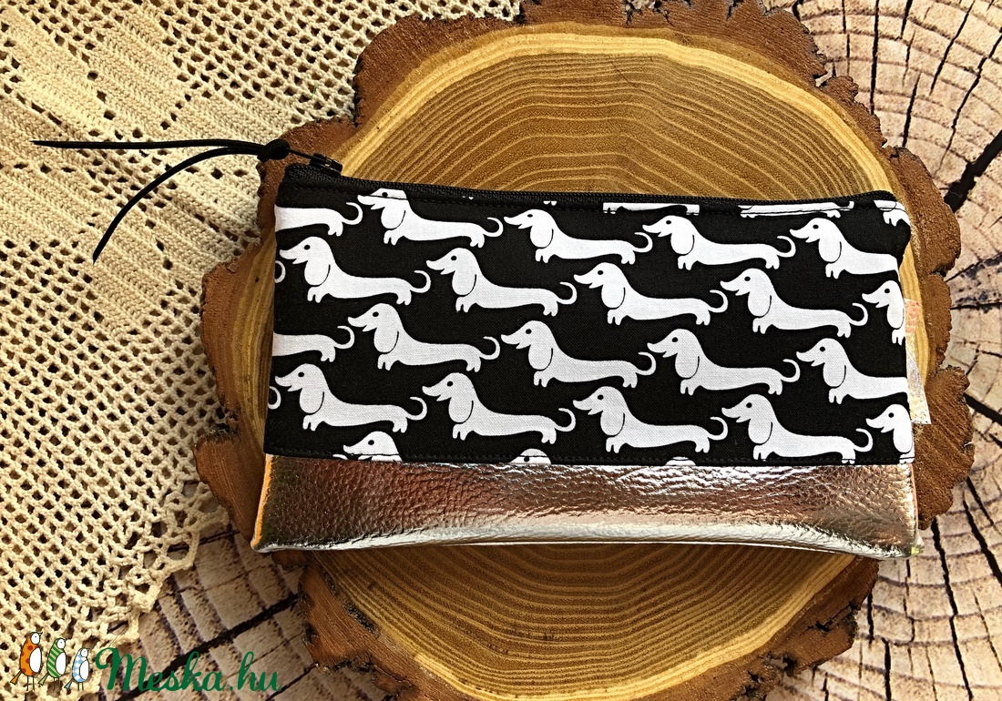 Tacskós pamutvászon és textilbőr neszesszer-tolltartó - táska & tok - neszesszer - Meska.hu