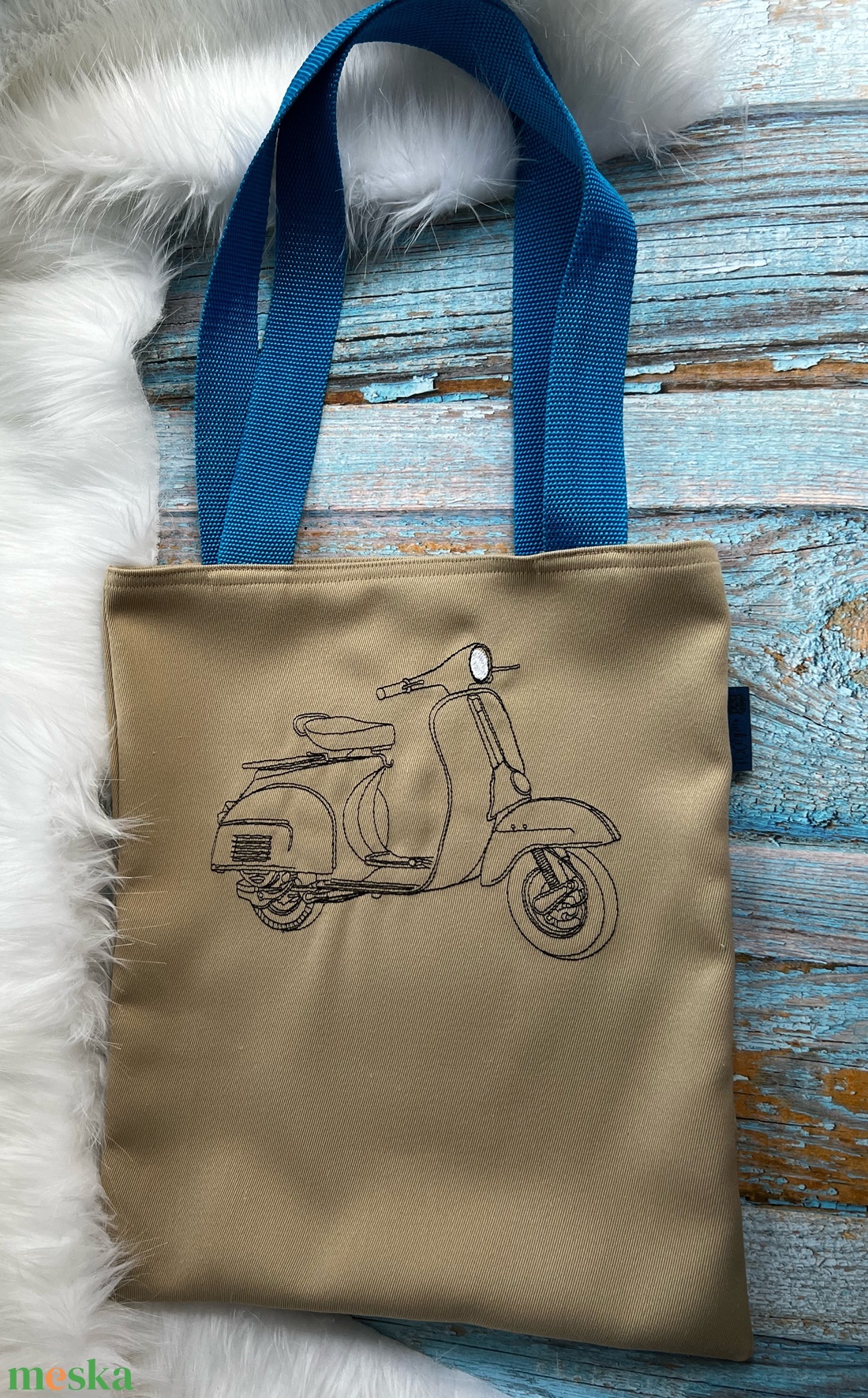 VESPA -hímzett vászon- válltáska/szatyor - táska & tok - variálható táska - Meska.hu VESPA -hímzett vászon- válltáska/szatyor - táska & tok - variálható táska - Meska.hu