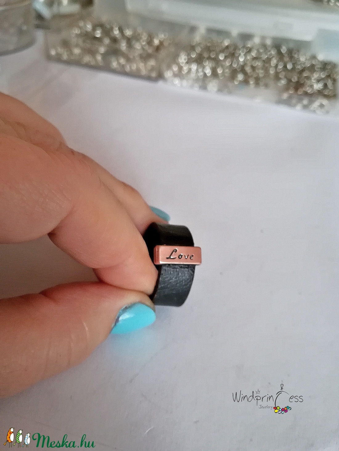 Bőr gyűrű réz dísszel - ékszer - gyűrű - kerek gyűrű - Meska.hu