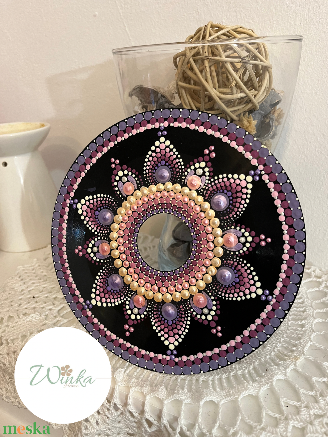 Lila-rózsaszín pontfestett mandala bakelit lemezen - otthon & életmód - dekoráció - spiritualitás - mandala - Meska.hu Lila-rózsaszín pontfestett mandala bakelit lemezen - otthon & életmód - dekoráció - spiritualitás - mandala - Meska.hu