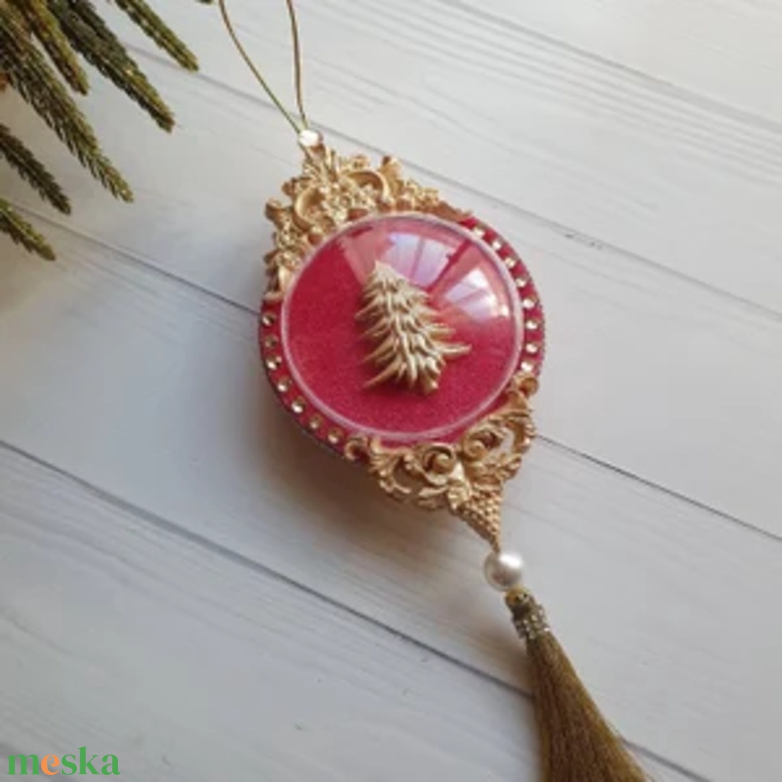 Kézzel készült sötétrózsaszín bársony óradísz vintage karácsonyfadísz strasszokkal és bojtokkal, elegáns ajándék - karácsony - karácsonyi lakásdekoráció - karácsonyfadíszek - Meska.hu Kézzel készült sötétrózsaszín bársony óradísz vintage karácsonyfadísz strasszokkal és bojtokkal, elegáns ajándék - karácsony - karácsonyi lakásdekoráció - karácsonyfadíszek - Meska.hu