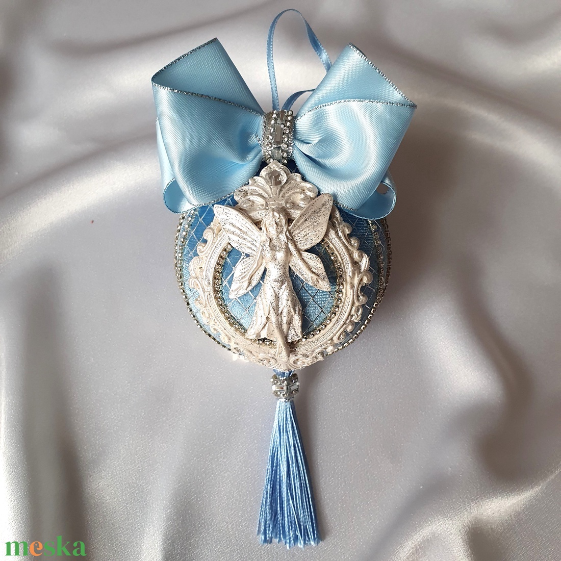 Kézzel készített világoskék bársony karácsonyfadísz szett  4 elegáns, egyedi darab ajándékdobozban - karácsony - karácsonyi lakásdekoráció - karácsonyfadíszek - Meska.hu