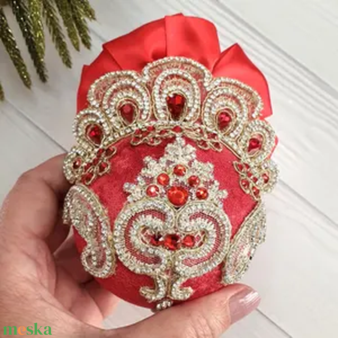 2 darabos kézzel készített piros karácsonyi gömb szett bársony díszek strasszokkal és masnival Xmas dekorációban - karácsony - karácsonyi lakásdekoráció - karácsonyfadíszek - Meska.hu 2 darabos kézzel készített piros karácsonyi gömb szett bársony díszek strasszokkal és masnival Xmas dekorációban - karácsony - karácsonyi lakásdekoráció - karácsonyfadíszek - Meska.hu