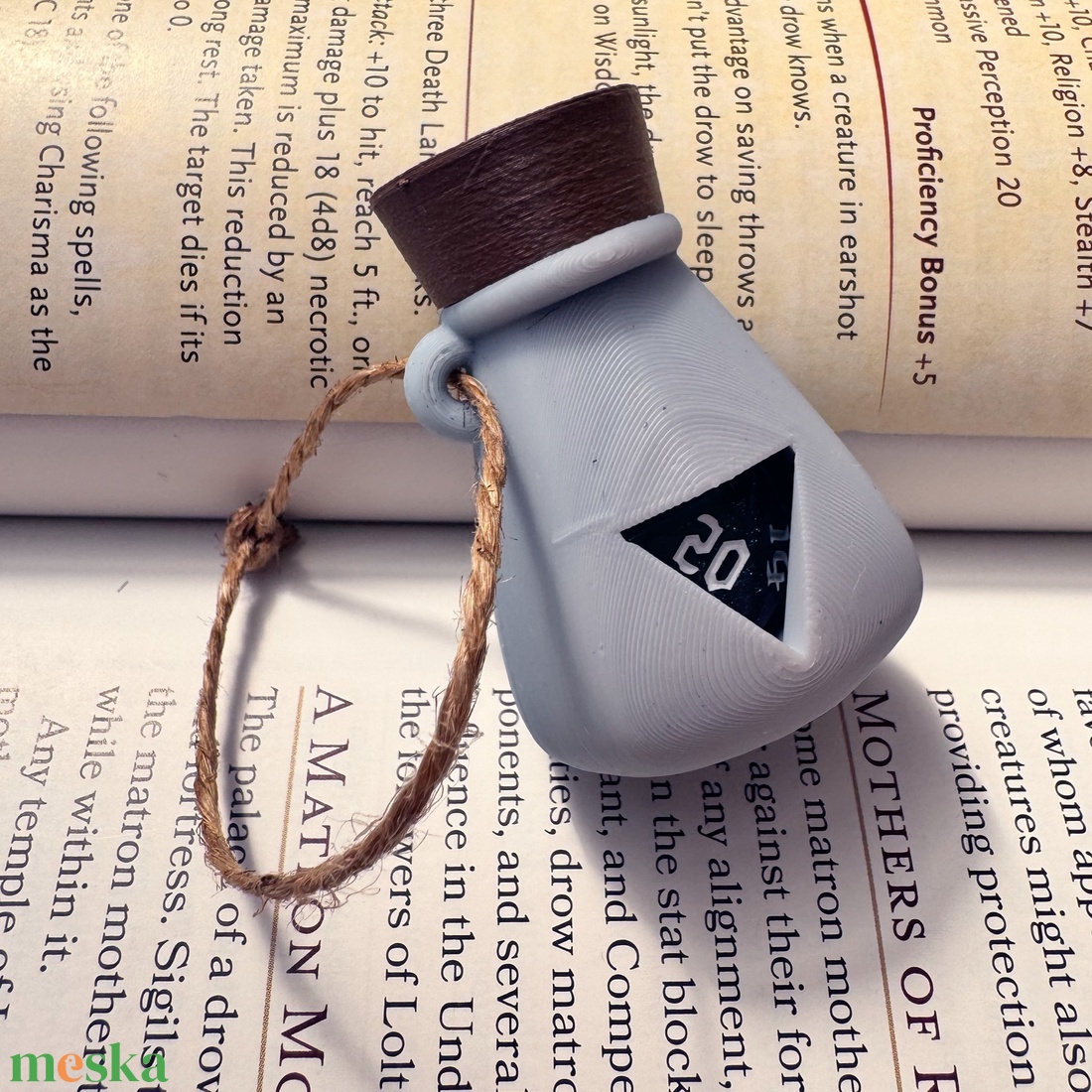 [Potion] - D20 tartó charm - táska & tok - kulcstartó & táskadísz - kulcstartó - Meska.hu
