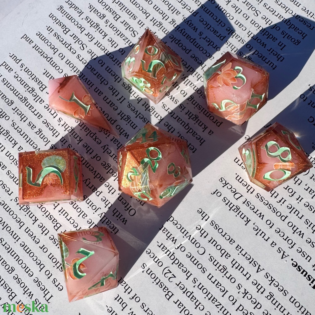 [Fae Pond] - 7 darabos kocka készlet  - játék & sport - táblajáték és kártyajáték - társasjátékok - Meska.hu