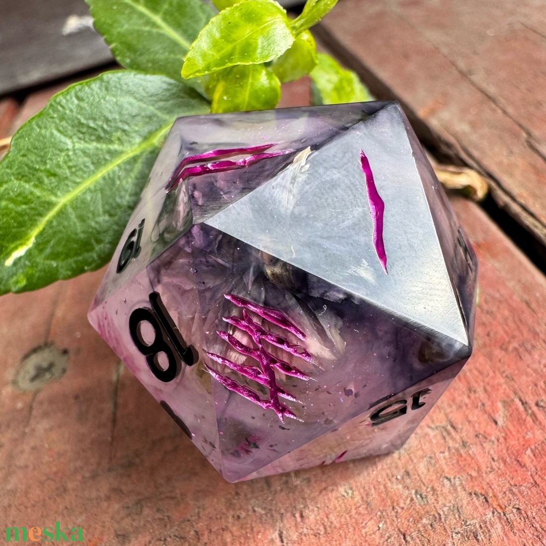 [Lycan Love] - 35mm d20 - játék & sport - táblajáték és kártyajáték - társasjátékok - dobókocka - Meska.hu