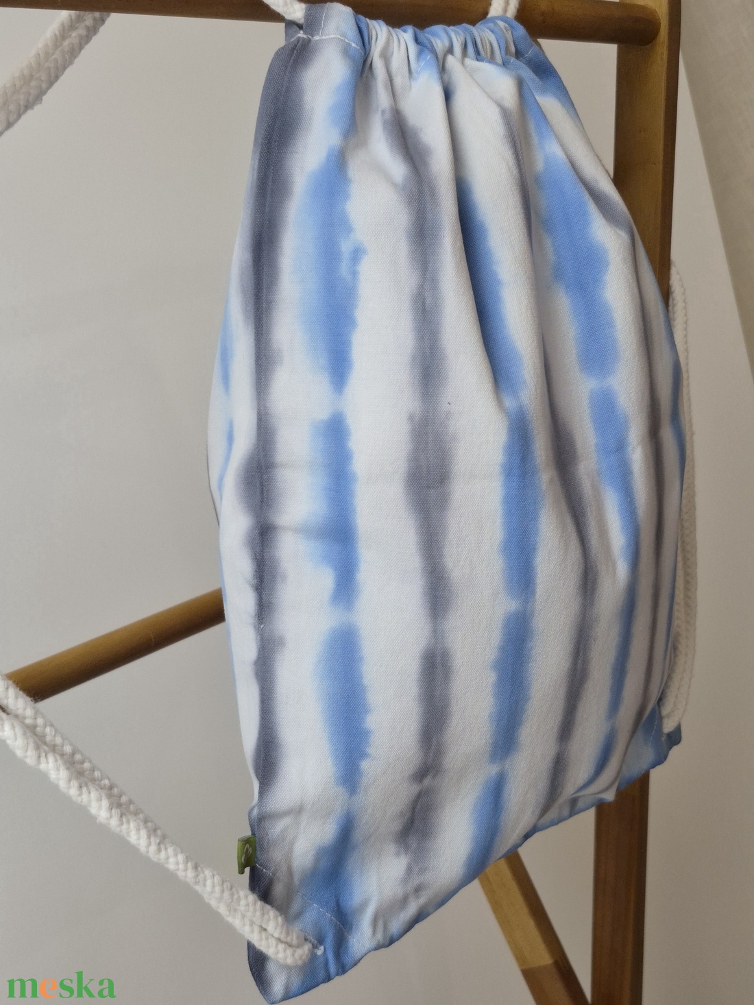 Vastag, csíkos shibori hátizsák, gymbag - táska & tok - hátizsák - tornazsák, gymbag - Meska.hu