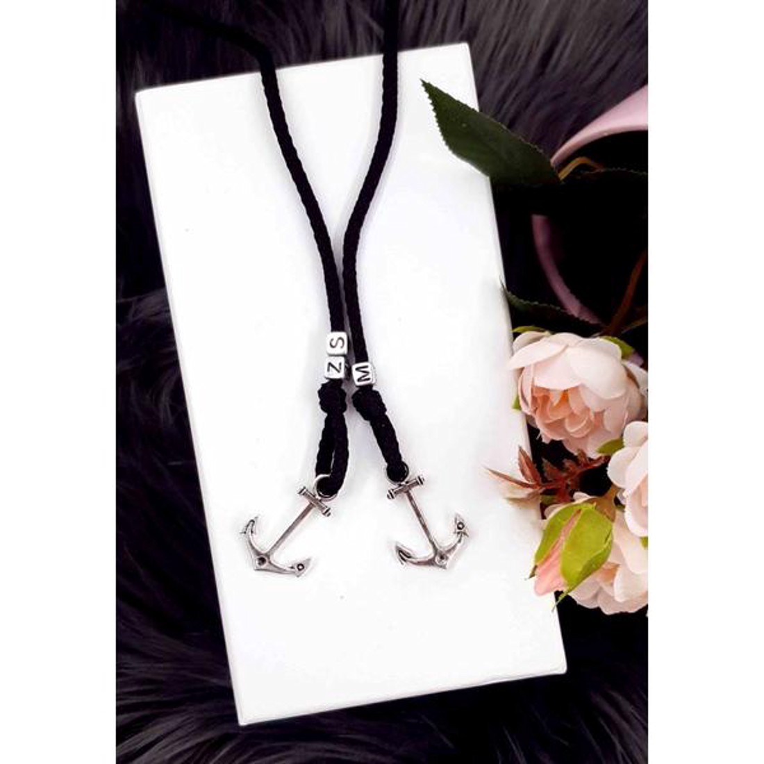 Ezüst horgonyos pároskarkötő betűkkel - ékszer - ékszerszett - Meska.hu