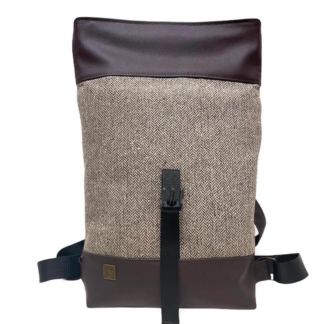 SuziartBag Barna férfi hátizsák - táska & tok - kézitáska & válltáska - válltáska - Meska.hu SuziartBag Barna férfi hátizsák - táska & tok - kézitáska & válltáska - válltáska - Meska.hu