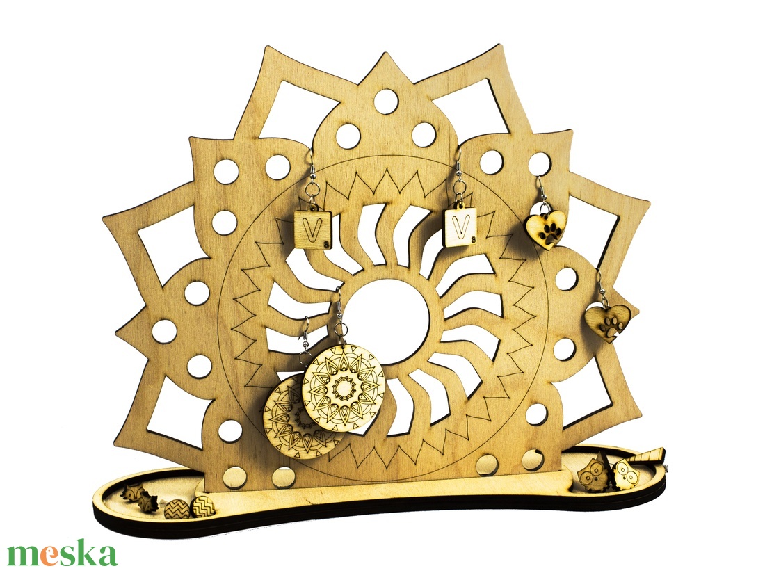 Szerelem mandala fa ékszertartó - virágos - fülbevalótartó - lézervágott - natúr ékszer - harmónia - spirituális jóga - ékszer - ékszertartó - ékszertartó állvány - Meska.hu Szerelem mandala fa ékszertartó - virágos - fülbevalótartó - lézervágott - natúr ékszer - harmónia - spirituális jóga - ékszer - ékszertartó - ékszertartó állvány - Meska.hu