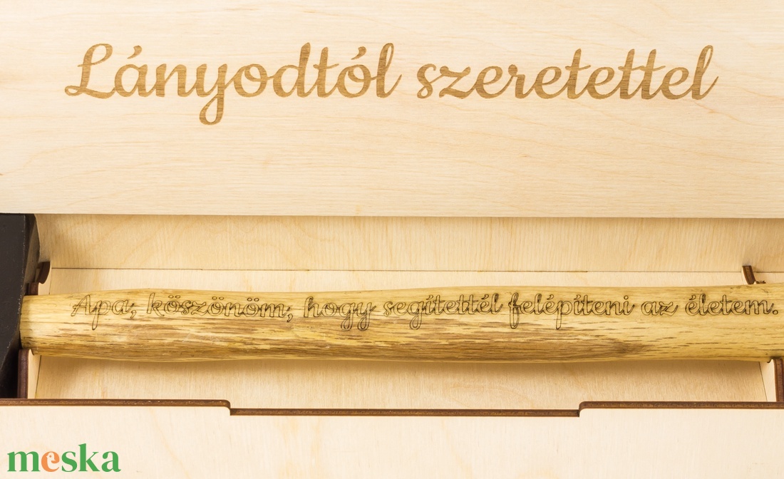Szülőköszöntő kalapács díszdobozzal esküvőre apának, házassági ajándék, esküvői ajándék, férfinak, férfiaknak - esküvő - emlék & ajándék - szülőköszöntő ajándék - Meska.hu