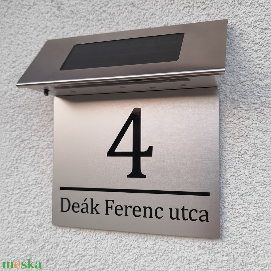 Napelemes Egyedi Világító Házszámtábla LED szalagos - Kültéri Utcanévtábla + Házszám - 4 színben - otthon & életmód - ház & kert - házszám - Meska.hu