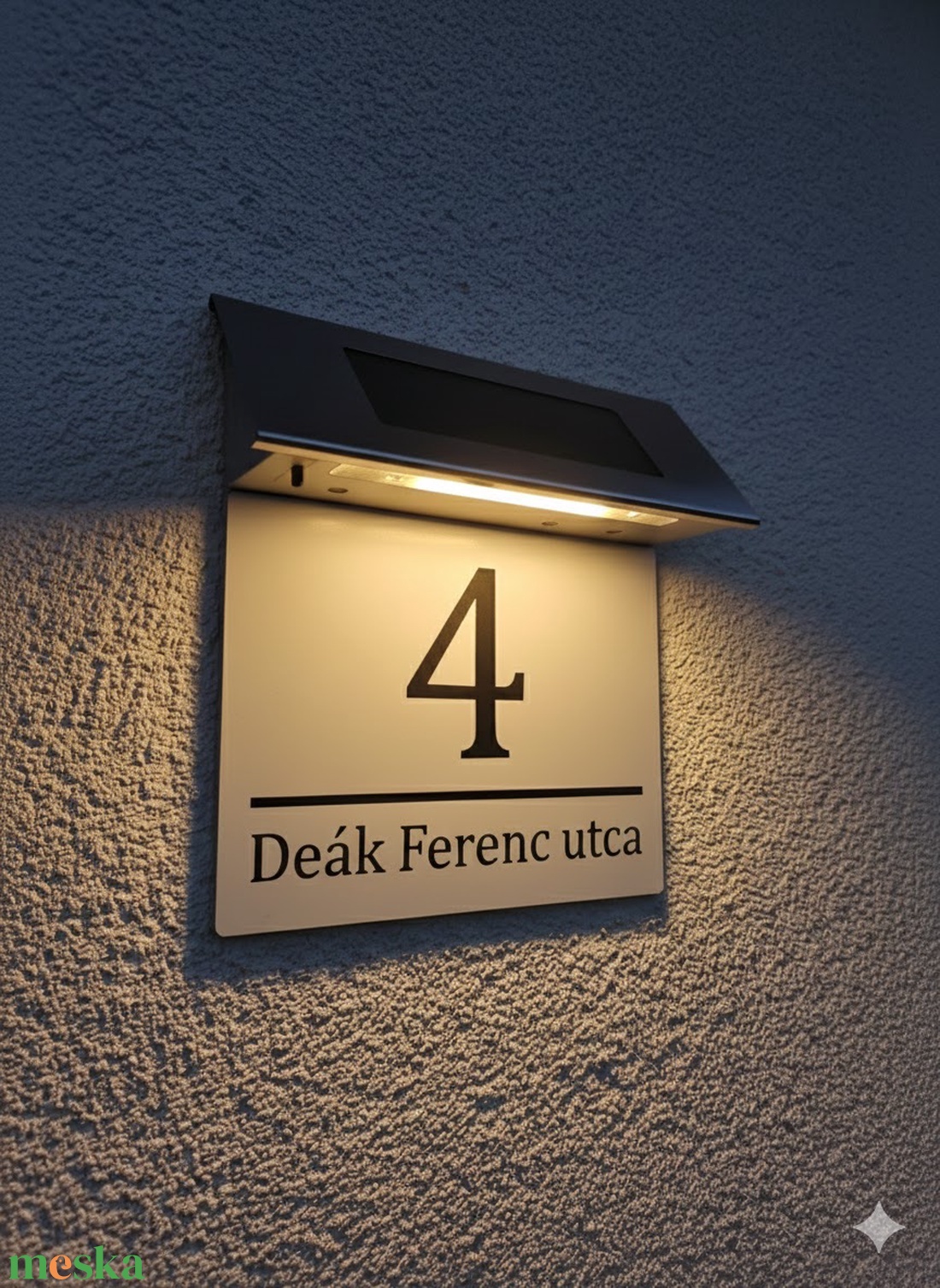 Napelemes Egyedi Világító Házszámtábla LED szalagos - Kültéri Utcanévtábla + Házszám - 4 színben - otthon & életmód - ház & kert - házszám - Meska.hu