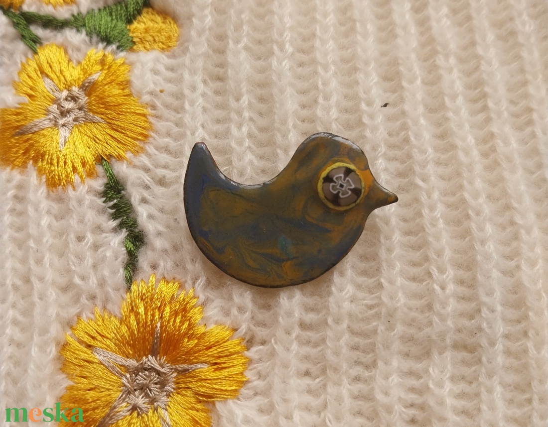 Tűzzománc madárka kitűző - ékszer - kitűző és bross - kitűző - Meska.hu Tűzzománc madárka kitűző - ékszer - kitűző és bross - kitűző - Meska.hu