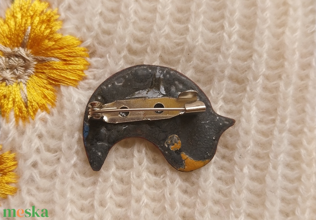 Tűzzománc madárka kitűző - ékszer - kitűző és bross - kitűző - Meska.hu Tűzzománc madárka kitűző - ékszer - kitűző és bross - kitűző - Meska.hu