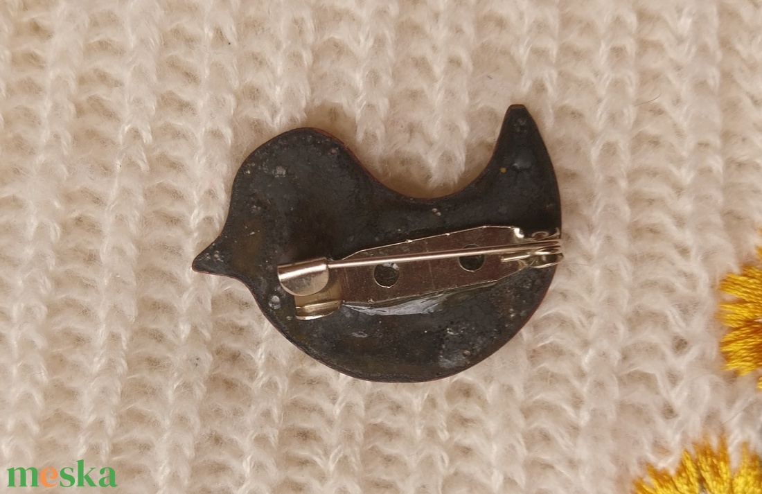 Tűzzománc madárka kitűző - ékszer - kitűző és bross - kitűző - Meska.hu Tűzzománc madárka kitűző - ékszer - kitűző és bross - kitűző - Meska.hu
