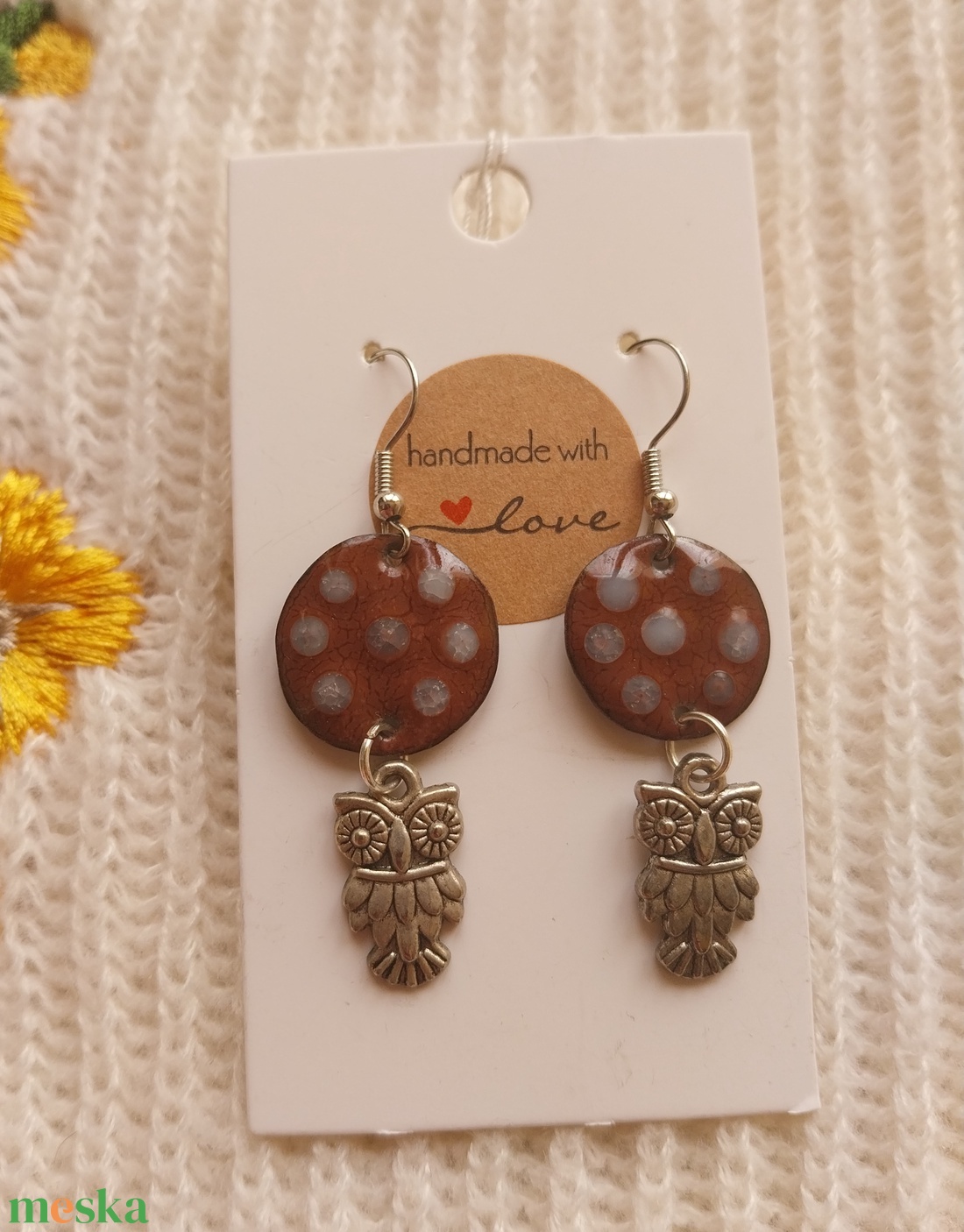 Barna baglyos tűzzománc fülbevaló - ékszer - fülbevaló - lógó fülbevaló - Meska.hu