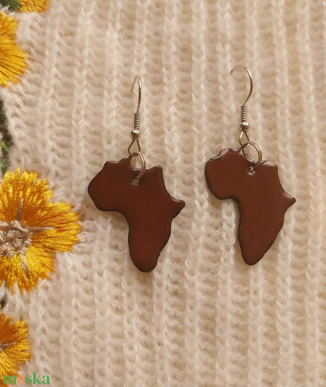 Barna Afrika Tűzzománc Fülbevaló - ékszer - fülbevaló - lógó fülbevaló - Meska.hu