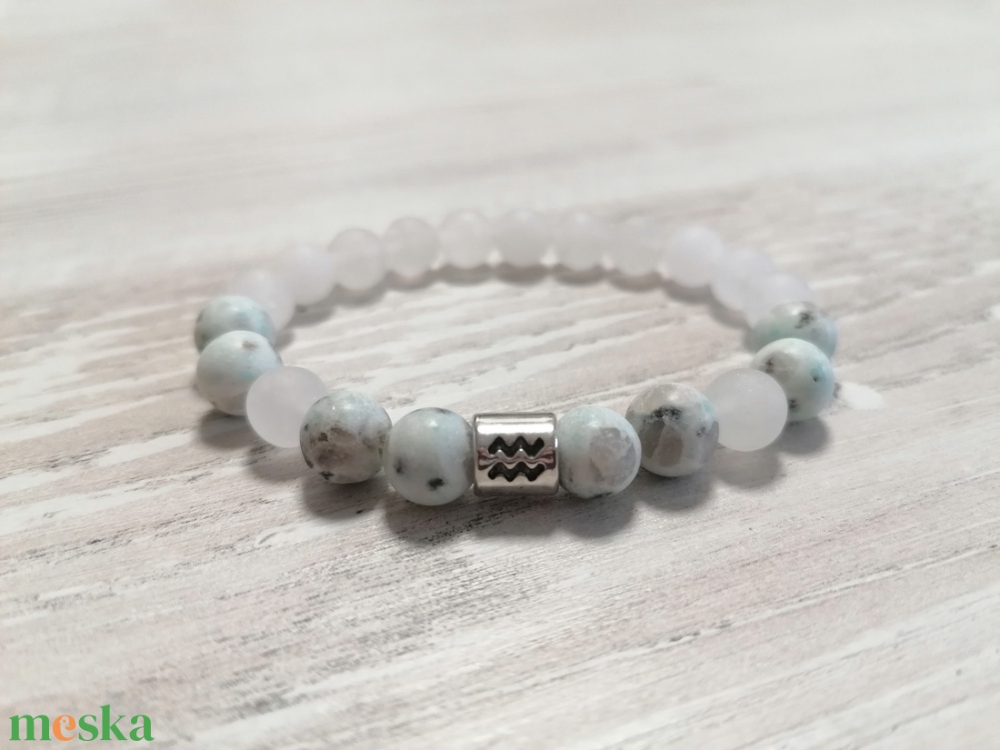 Vízöntő Ásványkarkötő - ékszer - karkötő - ásványkarkötő - Meska.hu