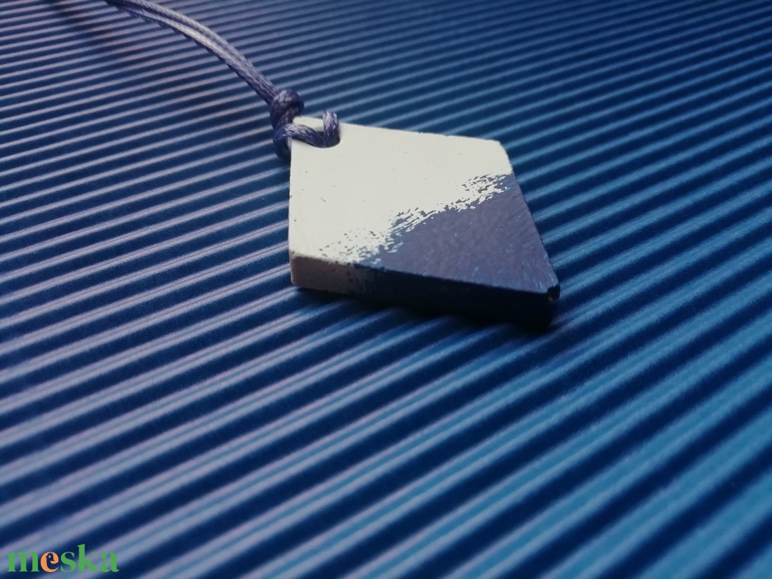 Kék trapéz beton nyaklánc-KIFUTÓ TERMÉK - ékszer - nyaklánc - medálos nyaklánc - Meska.hu Kék trapéz beton nyaklánc-KIFUTÓ TERMÉK - ékszer - nyaklánc - medálos nyaklánc - Meska.hu