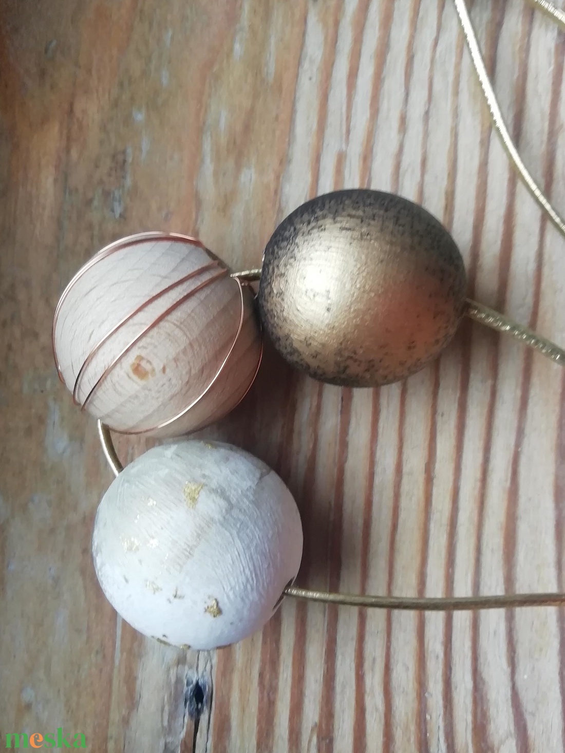 Fekete, arany és fehér fagyöngy nyaklánc  - ékszer - nyaklánc - gyöngyös nyaklánc - Meska.hu