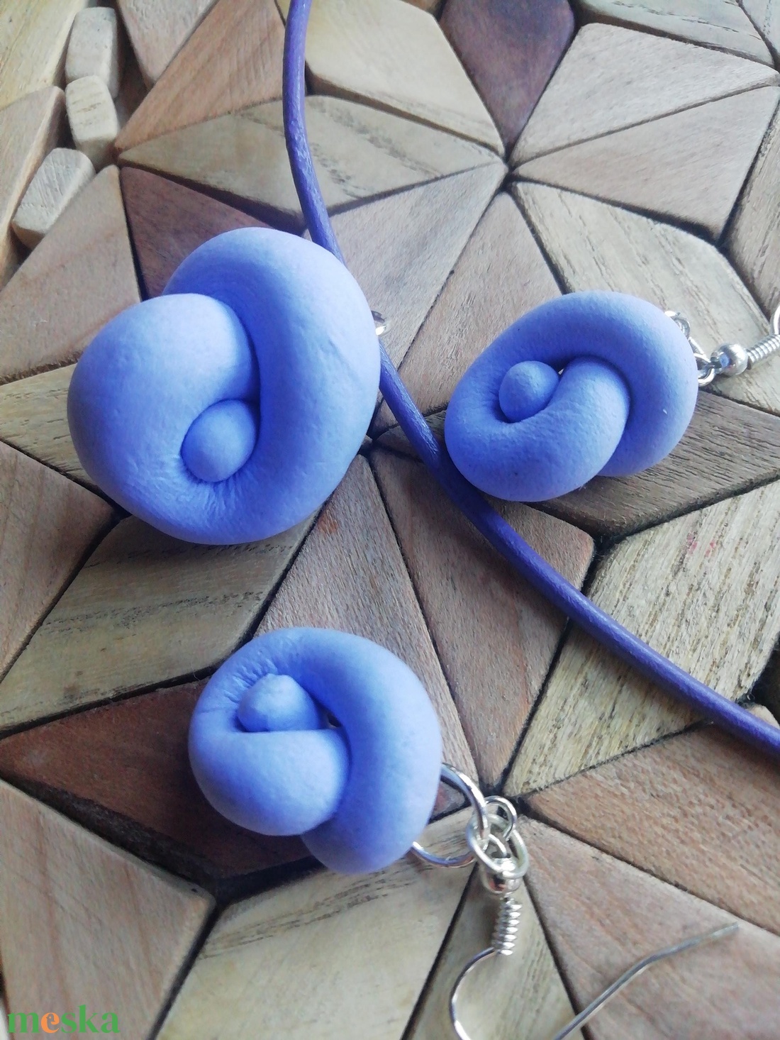 Levendula lila nyaklánc és fülbevaló szett - ékszer - ékszerszett - Meska.hu