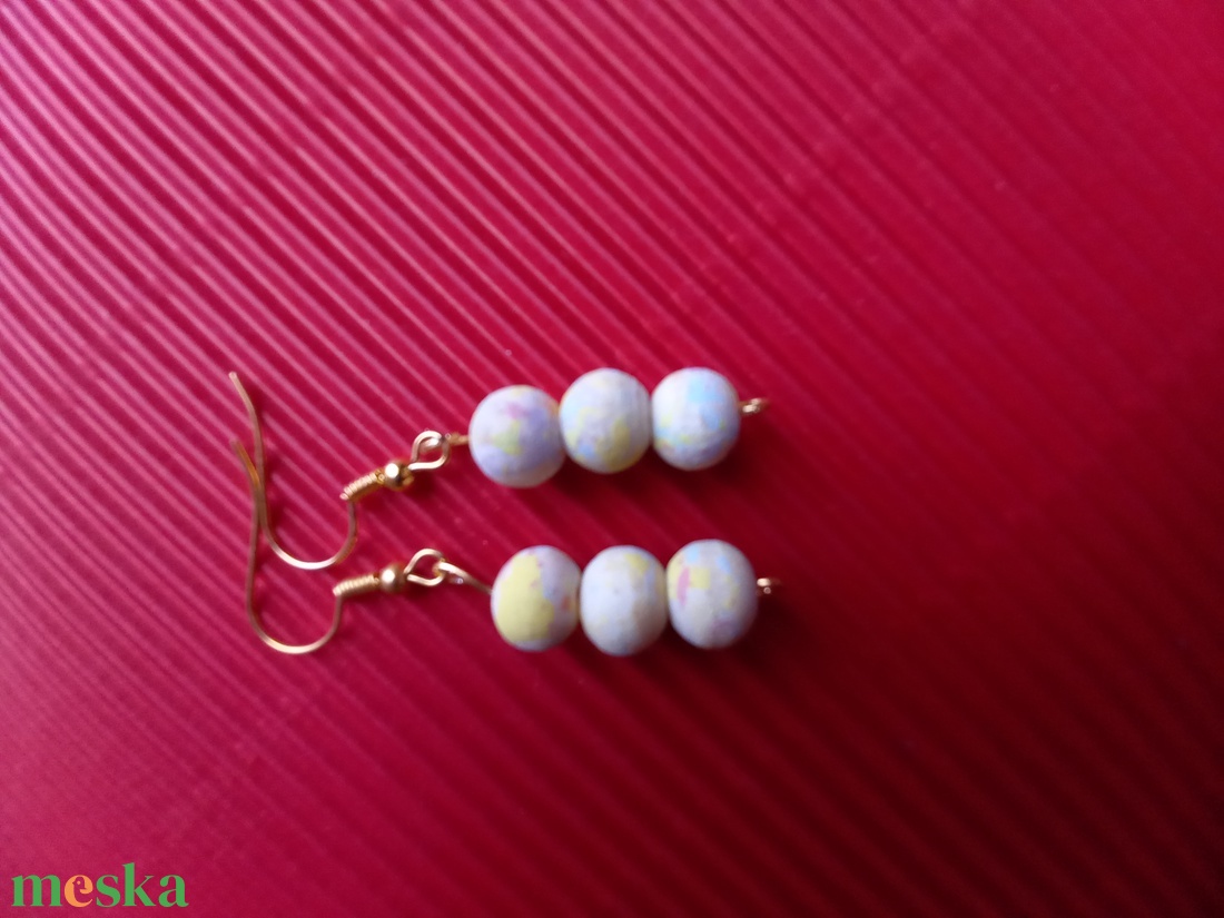 Halvány pasztell színű festett fagyöngy nyaklánc és fülbevaló szett - ékszer - nyaklánc - bogyós nyaklánc - Meska.hu