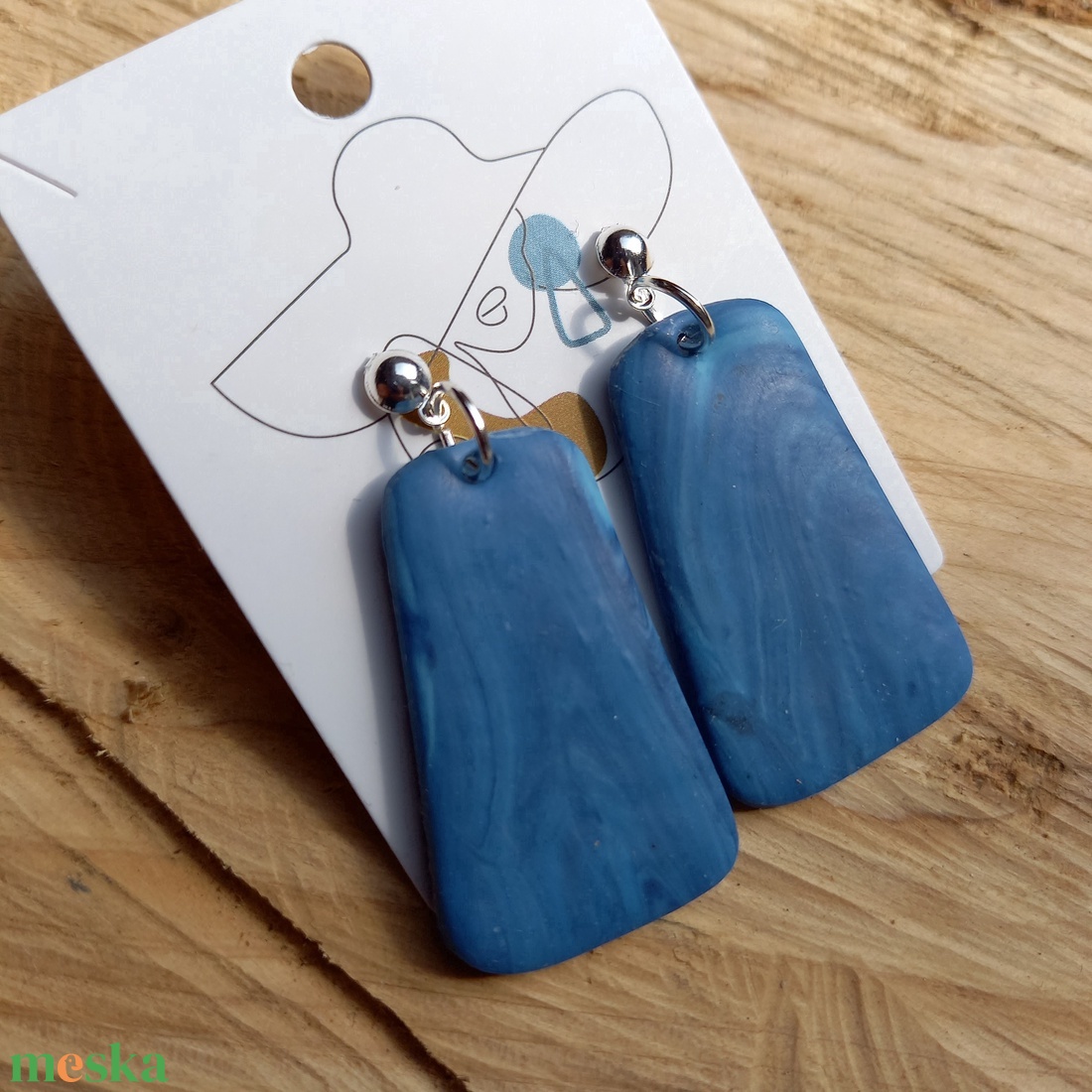 Lógós gyurma fülbevalók színes választékban - ékszer - fülbevaló - lógó fülbevaló - Meska.hu