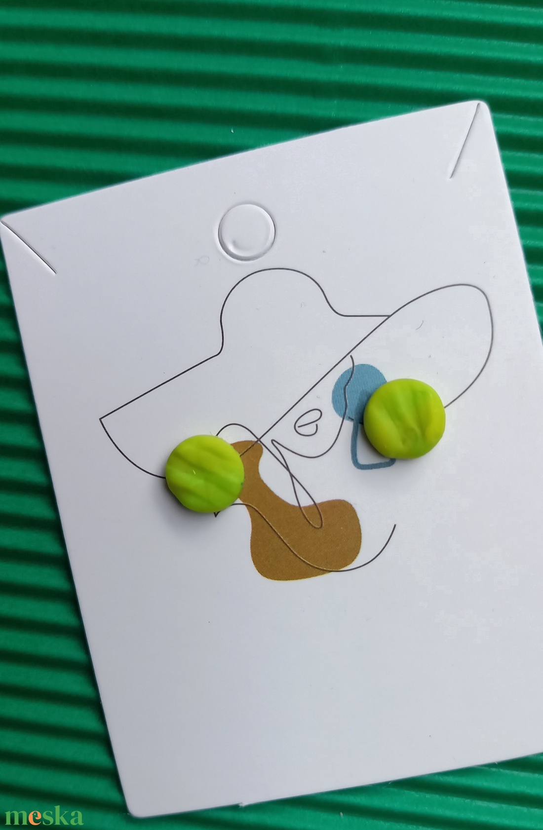 Gyurma pötty bedugós fülbevaló több színben - ékszer - fülbevaló - pötty fülbevaló - Meska.hu