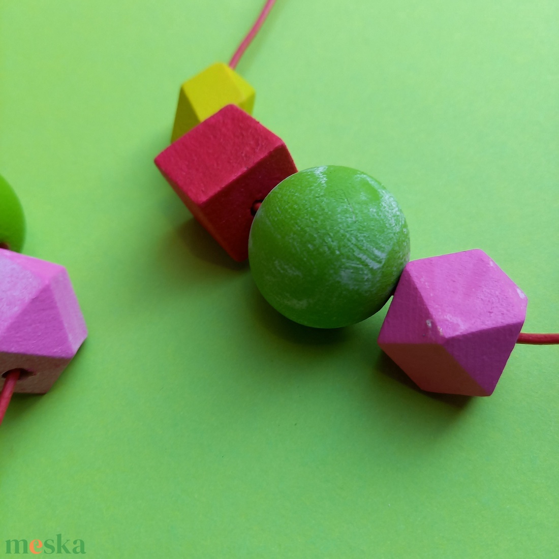 Fukszia pink, zöld geometriai fa bogyós nyaklánc - ékszer - nyaklánc - bogyós nyaklánc - Meska.hu Fukszia pink, zöld geometriai fa bogyós nyaklánc - ékszer - nyaklánc - bogyós nyaklánc - Meska.hu