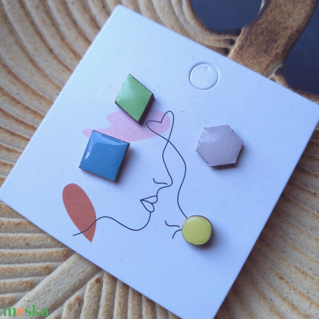 Mini 4db-os geometriai fa bedugós fülbevaló  - ékszer - fülbevaló - pötty fülbevaló - Meska.hu
