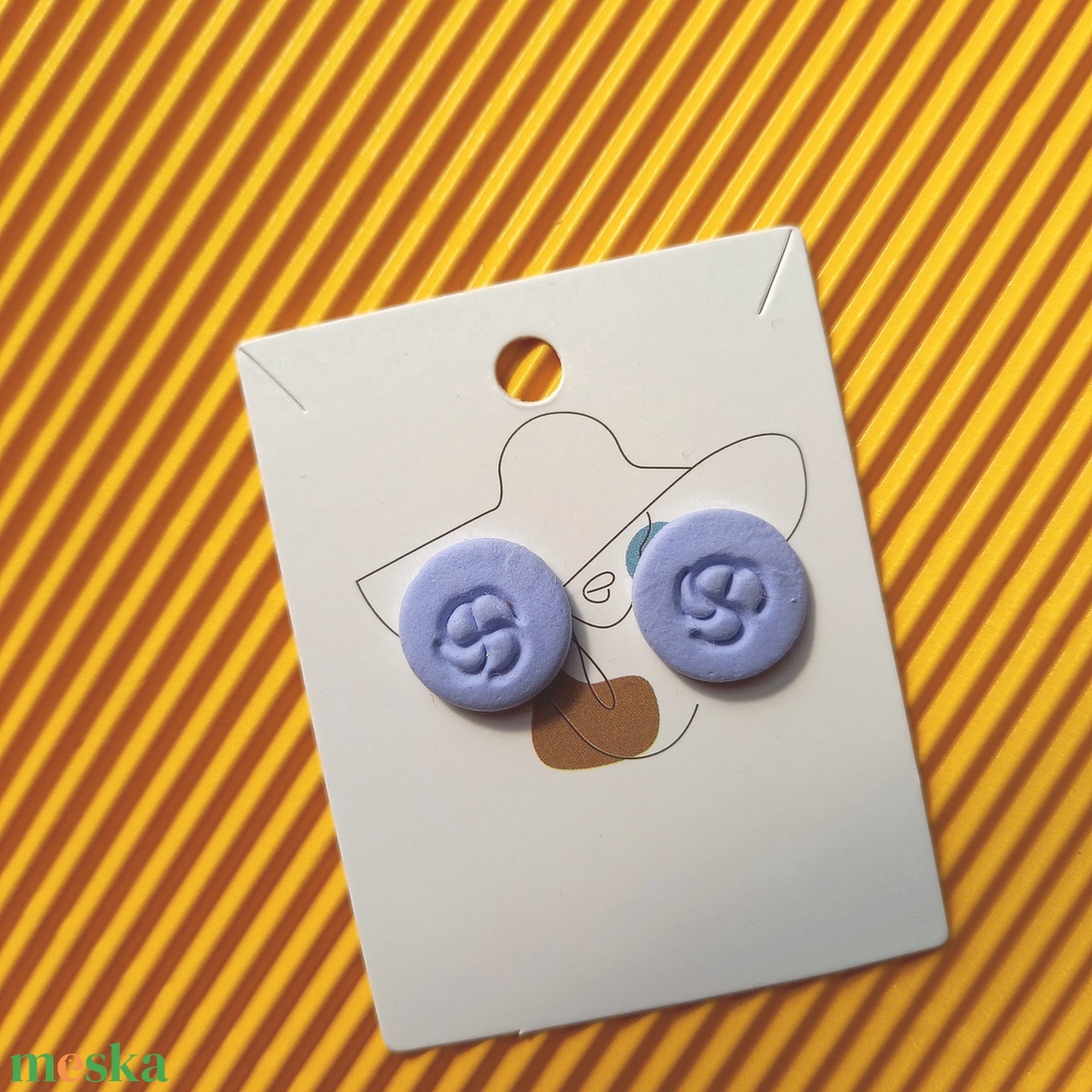 Halványlila kerek gyurma fülbevaló - ékszer - fülbevaló - pötty fülbevaló - Meska.hu