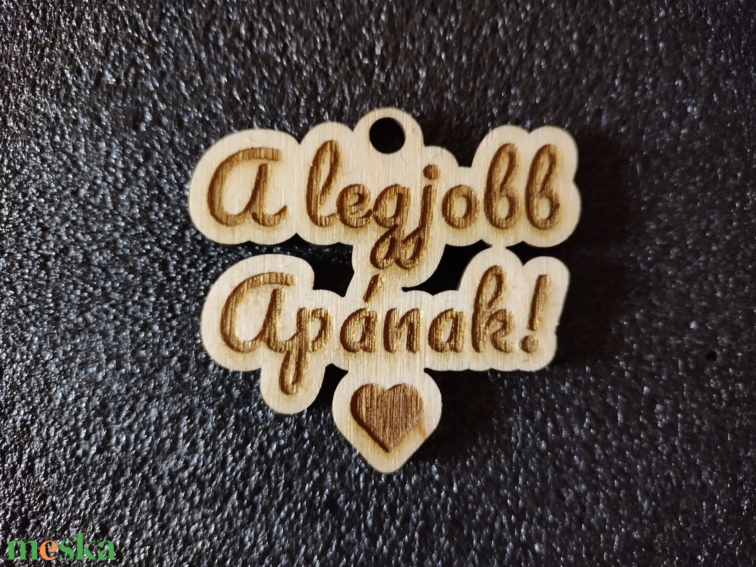 Apák napi kulcstartó A legjobb Apának! - táska & tok - kulcstartó & táskadísz - kulcstartó - Meska.hu Apák napi kulcstartó A legjobb Apának! - táska & tok - kulcstartó & táskadísz - kulcstartó - Meska.hu