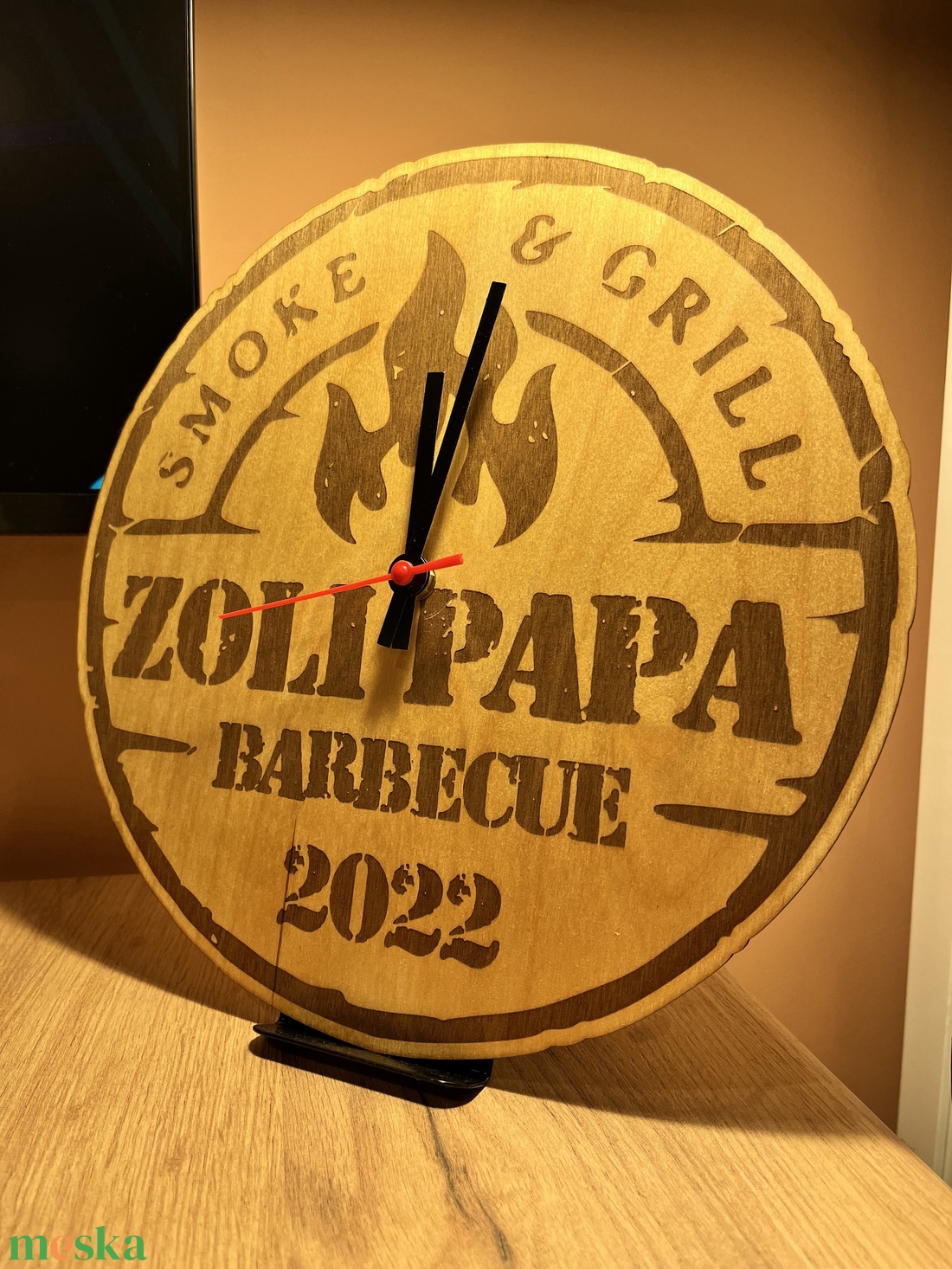 Névreszóló falióra - BBQ Design - otthon & életmód - dekoráció - fali és függő dekoráció - falióra & óra - Meska.hu