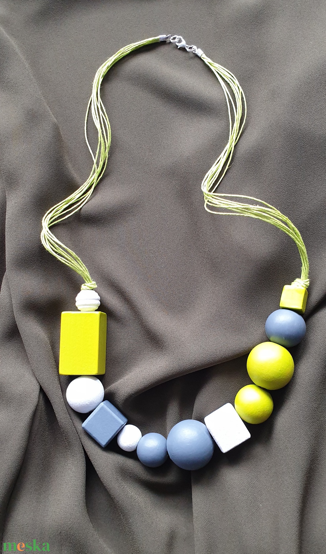 Fa geometrikus nyaklánc - ékszer - nyaklánc - bogyós nyaklánc - Meska.hu