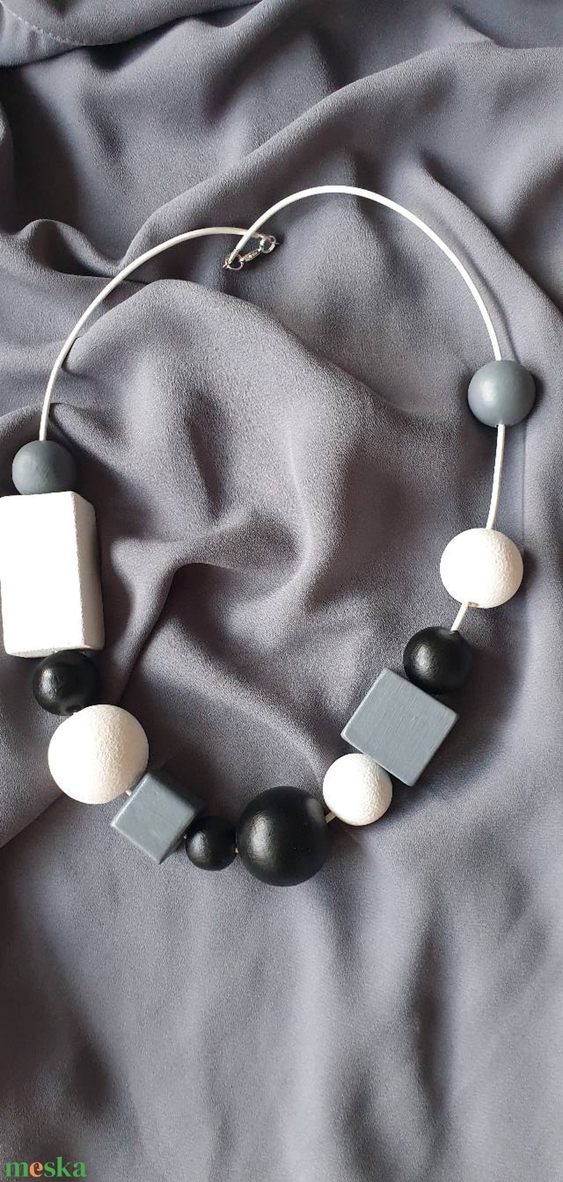 Fa geometrikus nyaklánc - ékszer - nyaklánc - bogyós nyaklánc - Meska.hu