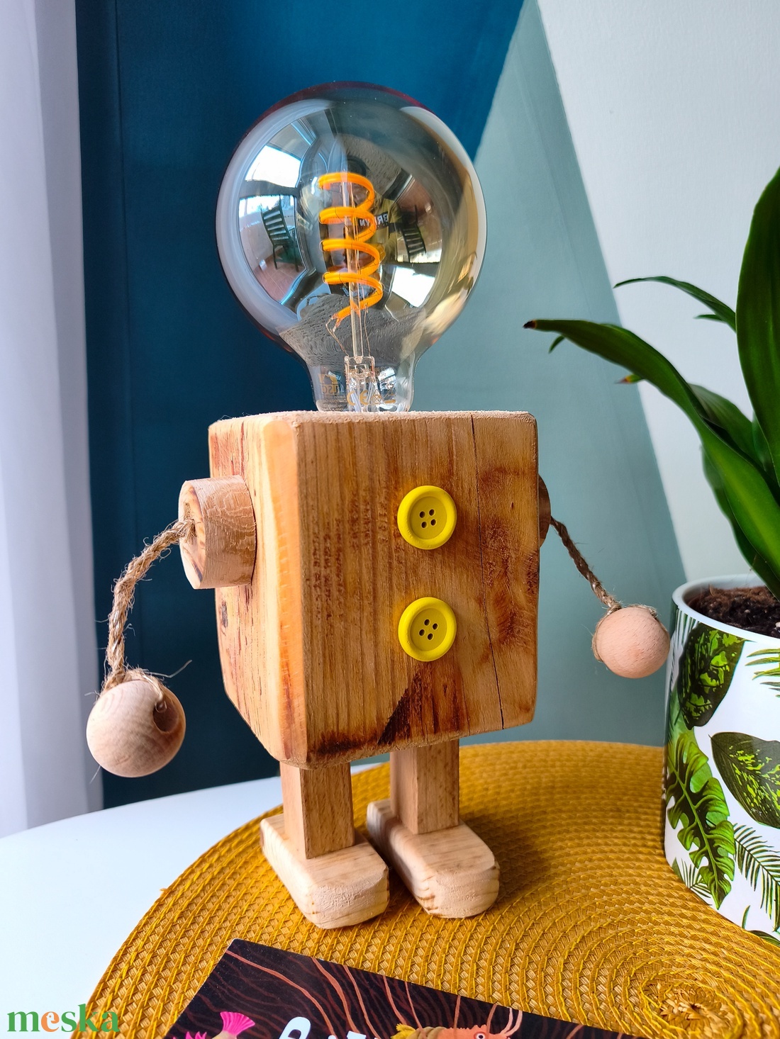 Különleges robot lámpa - otthon & életmód - lámpa - asztali lámpa - Meska.hu