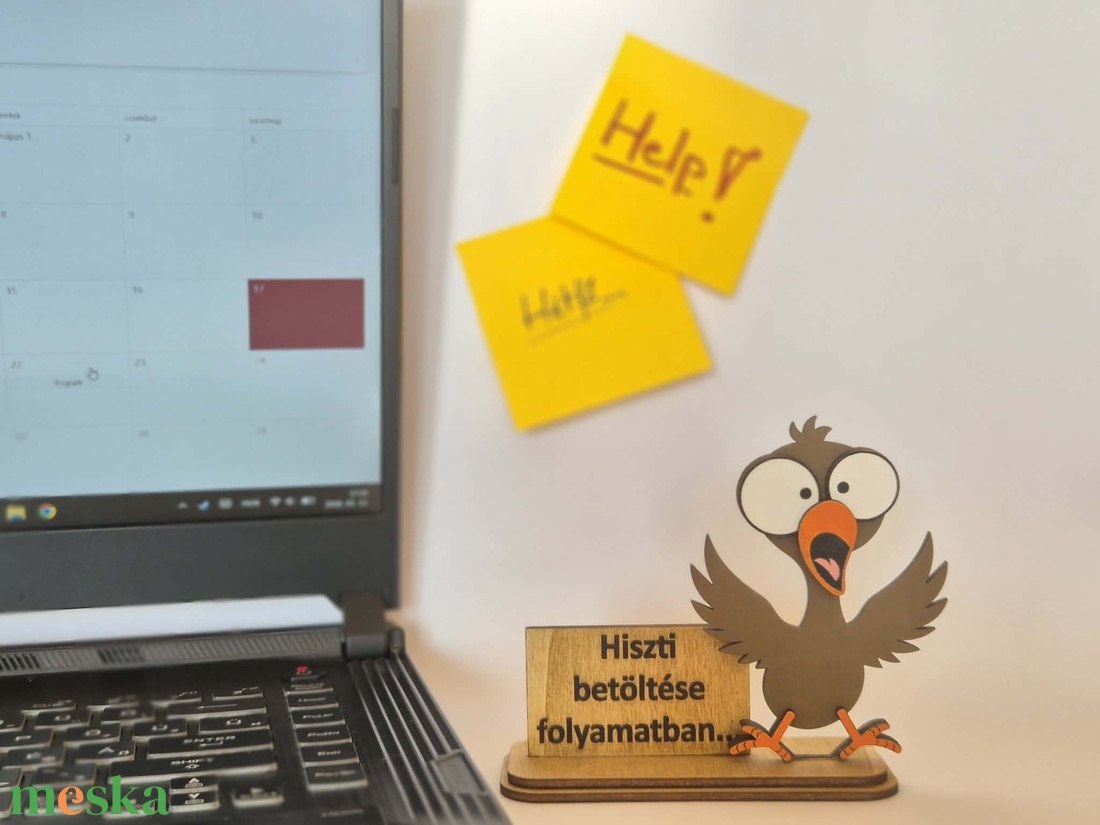 Hisztis Madár - Hiszti betöltése folyamatban fa figura - otthon & életmód - dekoráció - asztal és polc dekoráció - asztaldísz - Meska.hu