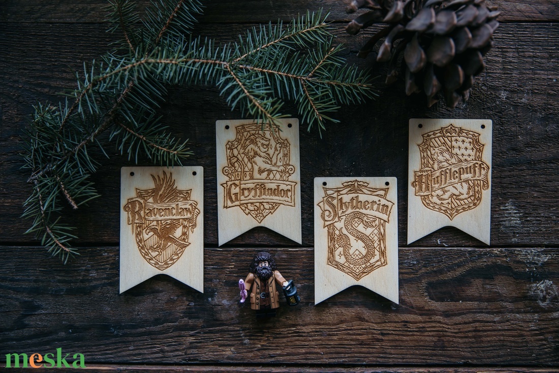 4 db Harry Potter karácsonyfadísz HP Dísz Gravírozzott Natúr karácsonyi dekoráció - karácsony - karácsonyi lakásdekoráció - karácsonyfadíszek - Meska.hu